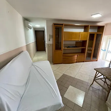 Sweethome Vacations 카스텔라마레디스타비아